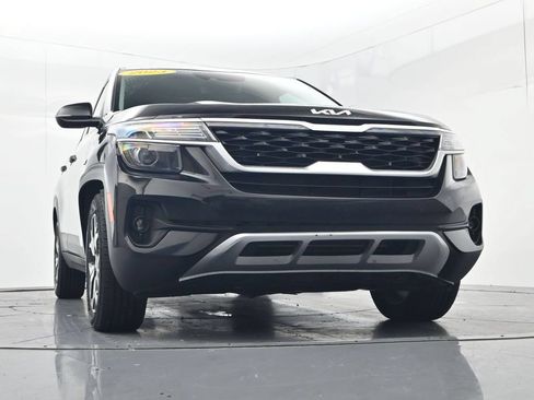 Used 2023 Kia Seltos EX AWD/4WD image 43