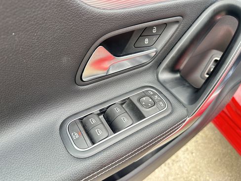 Used 2020 Mercedes-Benz CLA 250 4MATIC image 23