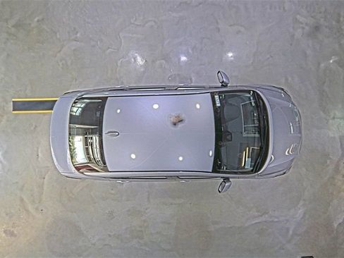 Used 2025 Nissan Versa SV w/ Trunk Package image 24