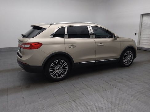 Used 2017 Lincoln MKX Reserve w/ Cargo Utility Package FWD image 10