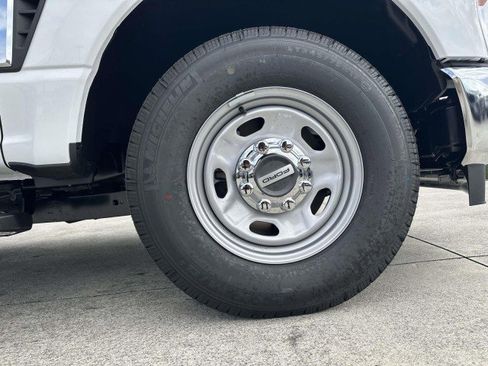 New 2026 Ford F350 XL w/ XL Driver Assist Package RWD image 12