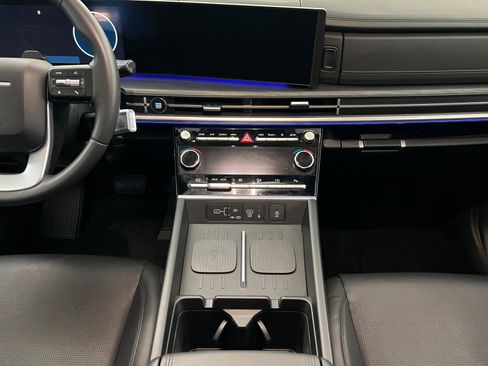 Used 2024 Hyundai Santa Fe Limited image 14