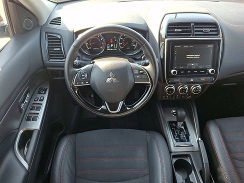 Used 2024 Mitsubishi Outlander Sport SE image 21