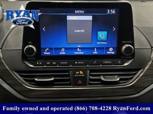 Used 2024 Nissan Altima 2.5 SV image 9