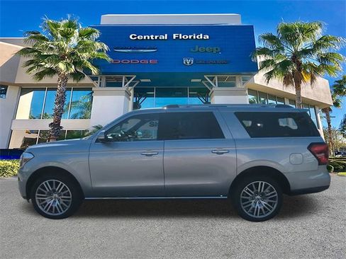 Used 2024 Ford Expedition Max Limited image 8