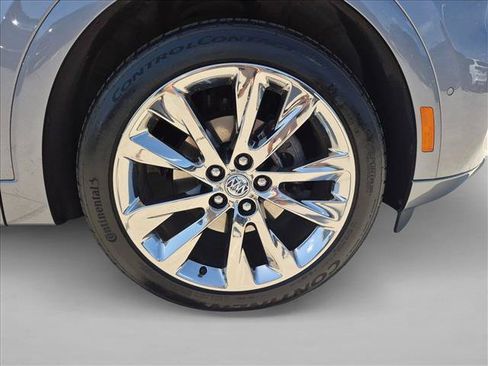 Used 2022 Buick Envision Avenir w/ Technology Package II FWD image 24