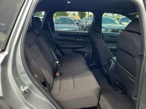 Used 2025 Honda CR-V Sport image 8