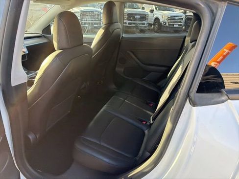 Used 2022 Tesla Model Y Performance AWD/4WD image 31