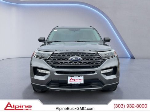 Used 2021 Ford Explorer XLT w/ Equipment Group 202A image 8