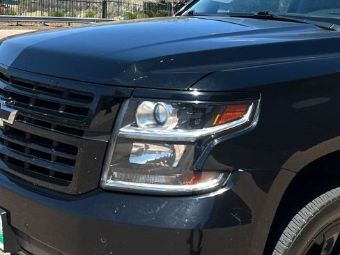 Used 2018 Chevrolet Tahoe Premier AWD/4WD image 16