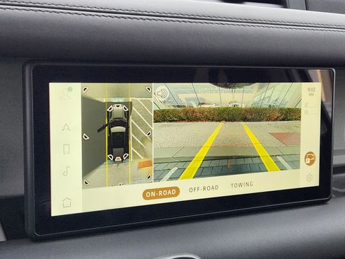 Used 2024 Land Rover Defender 110 S image 23