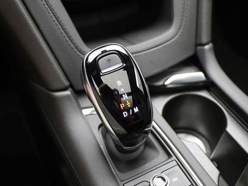 Used 2025 Cadillac XT5 Premium Luxury image 25