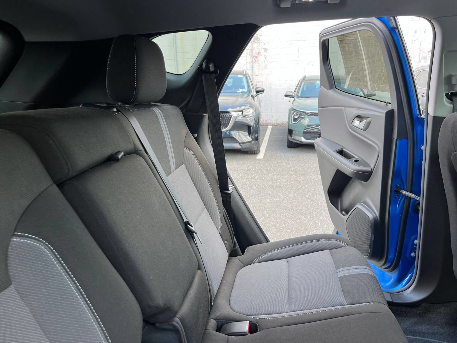 Used 2026 Chevrolet Blazer LT FWD image 37