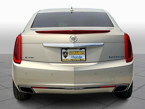 Used 2013 Cadillac XTS Luxury FWD image 5
