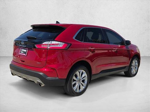 Used 2024 Ford Edge Titanium AWD/4WD image 5