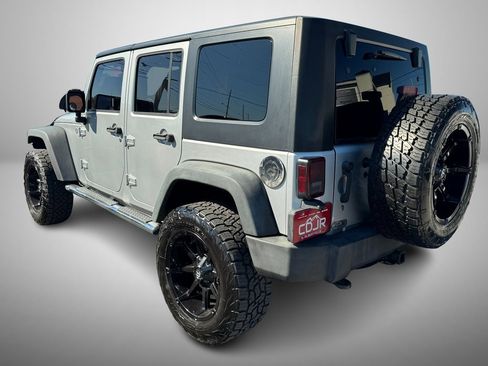 Used 2011 Jeep Wrangler Unlimited Sport image 4