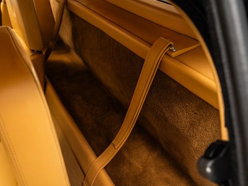 Used 1988 Ferrari Testarossa image 16