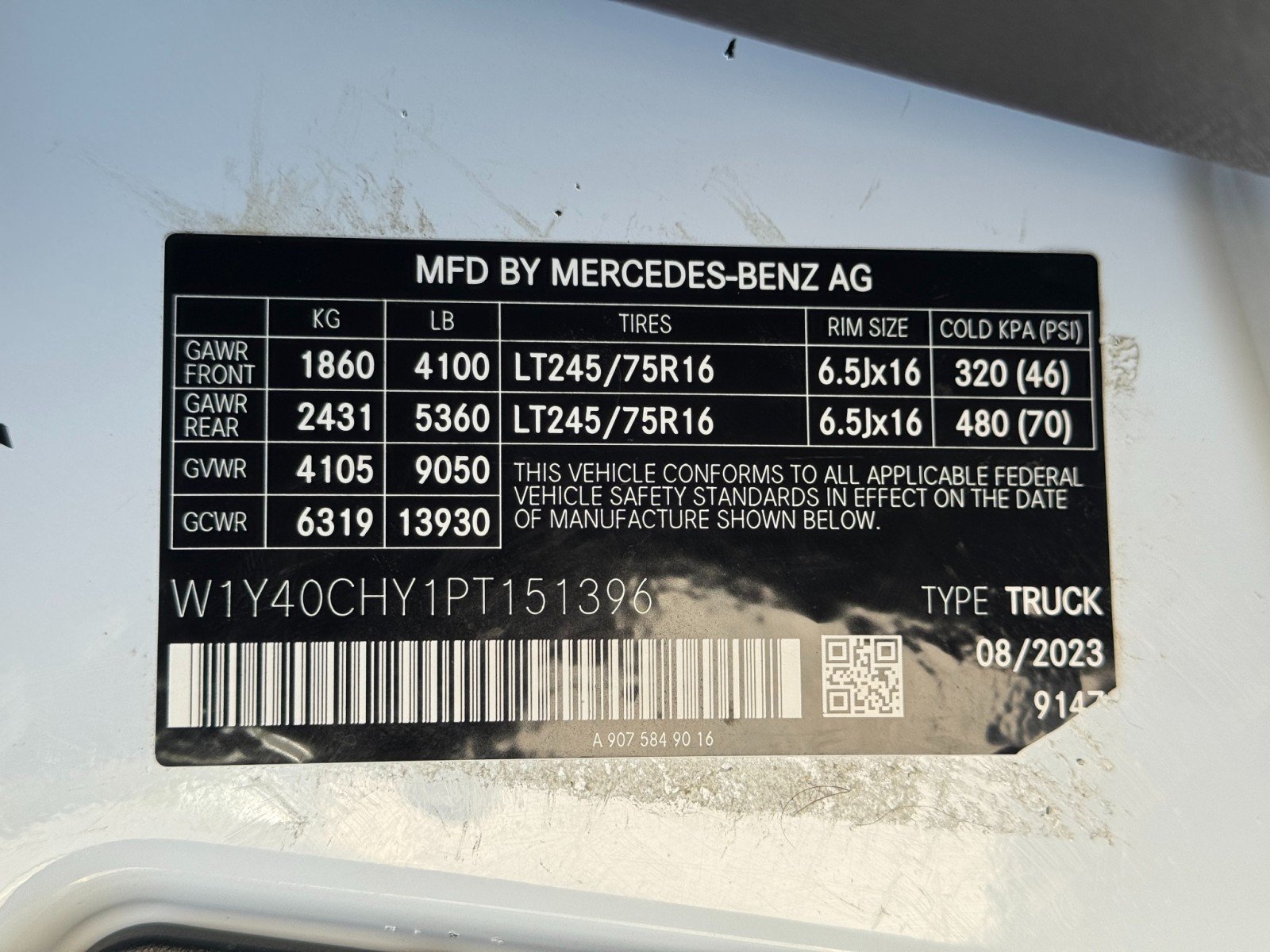 Used 2023 Mercedes-Benz Sprinter 2500 image 34