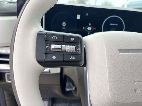 Used 2025 Hyundai Santa Fe Calligraphy AWD/4WD image 22