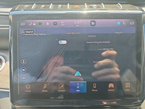 Used 2023 Jeep Grand Cherokee Limited AWD/4WD image 32