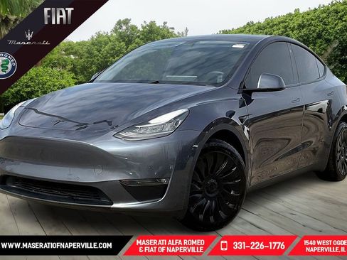 Used 2021 Tesla Model Y Long Range image 1