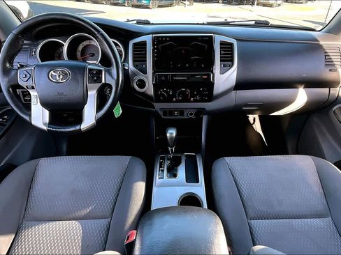 Used 2015 Toyota Tacoma 4x4 Double Cab w/ SR5 Package image 16