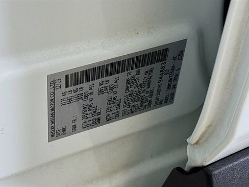 Used 2023 Nissan Rogue S AWD/4WD image 36