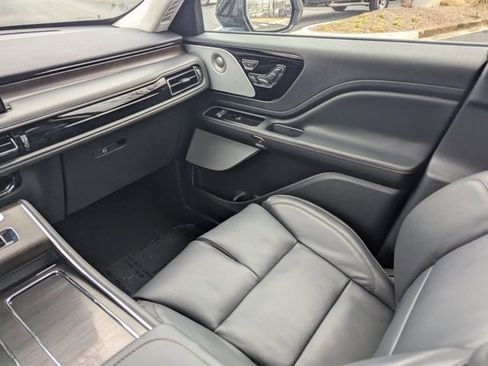 New 2026 Lincoln Aviator Reserve image 15