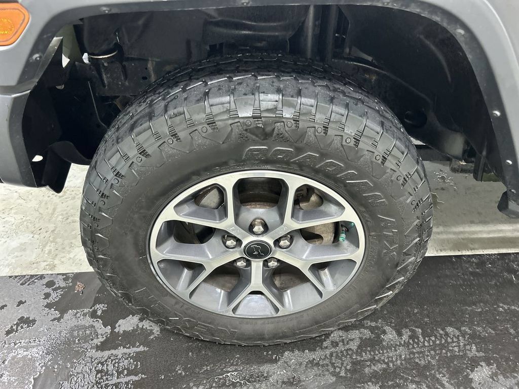 Used 2024 Jeep Wrangler Unlimited Sport AWD/4WD image 8