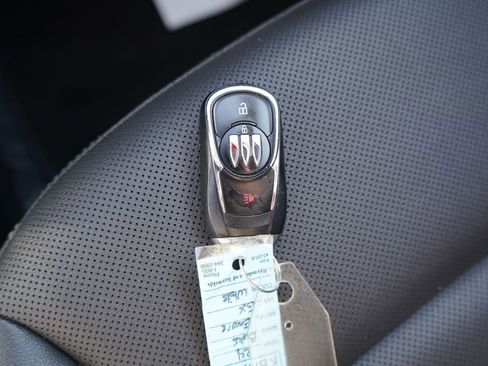 Used 2024 Buick Encore GX Sport Touring image 30