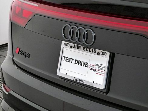 New 2026 Audi SQ8 Prestige AWD/4WD image 37