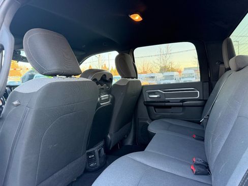 Used 2021 RAM 2500 Big Horn image 24