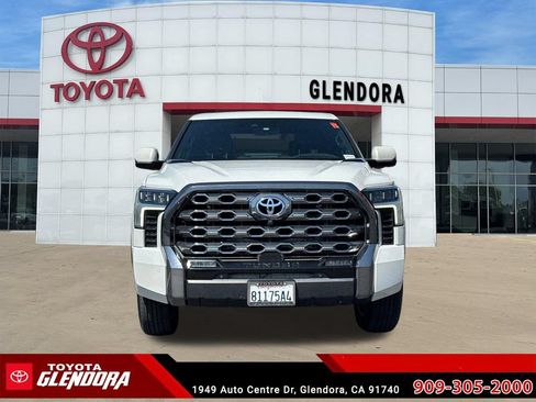 Used 2024 Toyota Tundra Platinum AWD/4WD image 3