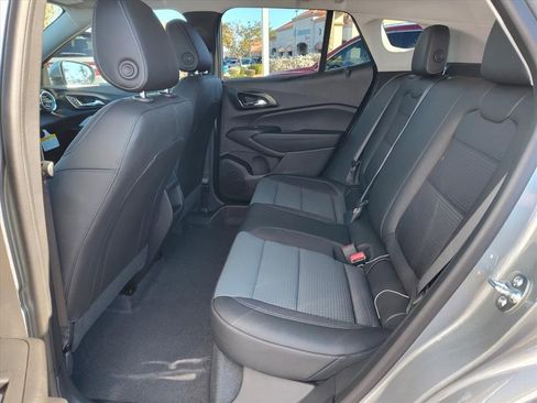 New 2026 Chevrolet Trax LT w/ Driver Confidence Package image 7