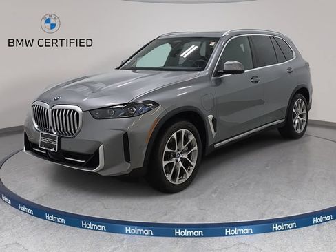 Used 2025 BMW X5 xDrive50e w/ Parking Assistance Package AWD/4WD image 1
