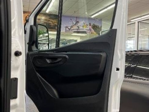 Used 2026 Mercedes-Benz Sprinter 2500 image 28