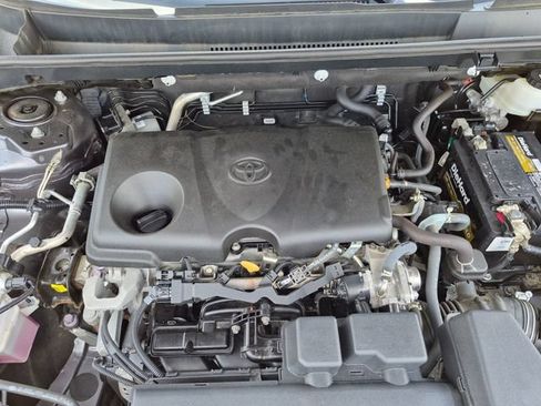 Used 2024 Toyota RAV4 LE AWD/4WD image 13