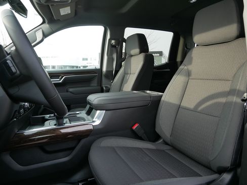 New 2026 GMC Sierra 1500 Elevation image 4