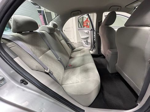 Used 2009 Toyota Corolla LE w/ Preferred Accessory Pkg FWD image 40