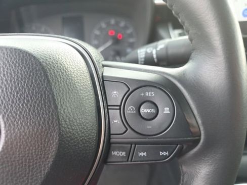 Certified 2024 Toyota Corolla SE image 16