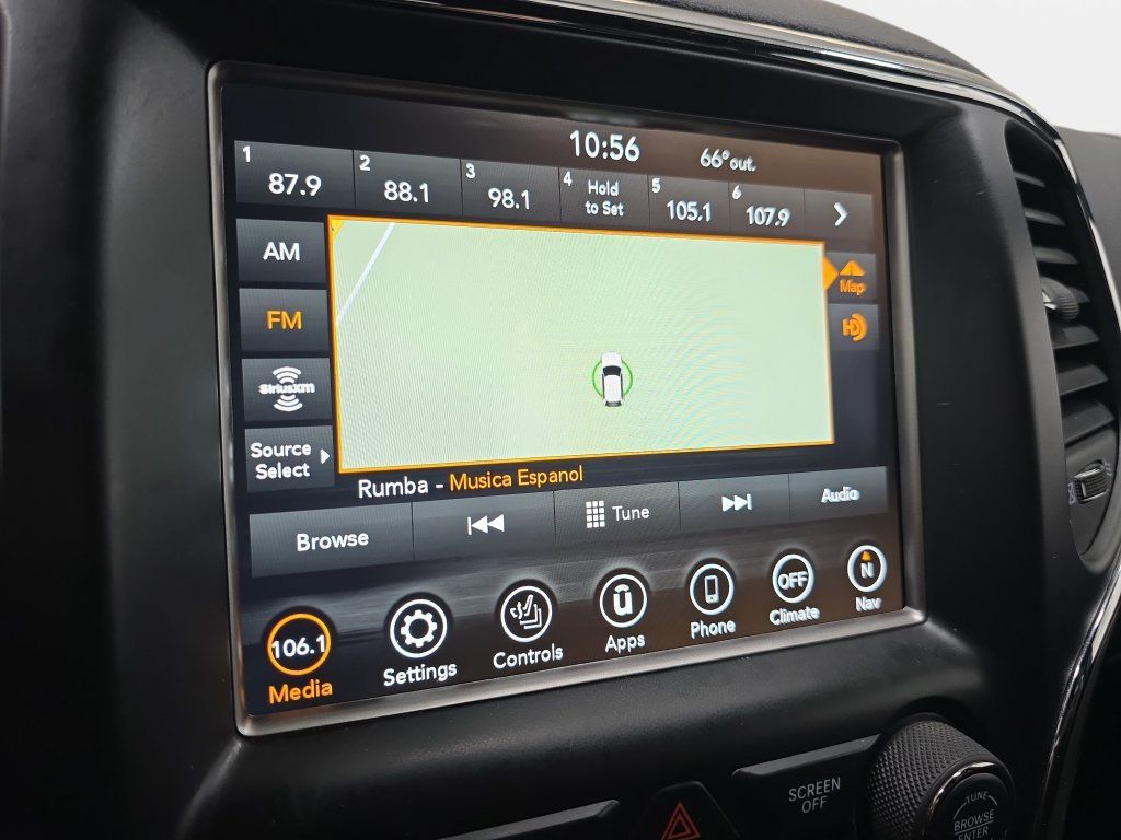 Used 2018 Jeep Grand Cherokee Altitude AWD/4WD image 20