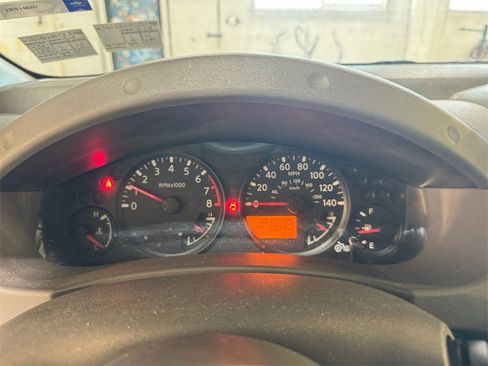 Used 2015 Nissan Frontier SV image 16