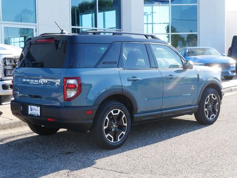 Certified 2023 Ford Bronco Sport Outer Banks w/ Tech Package AWD/4WD image 3