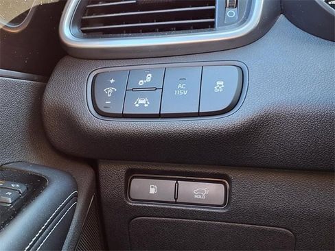 Used 2019 Kia Sorento SX image 27