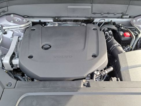 New 2026 Volvo XC90 B6 Ultra image 9