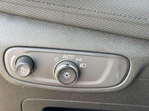 Used 2025 Chevrolet TrailBlazer LT image 17