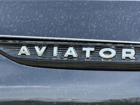 New 2026 Lincoln Aviator AWD image 30