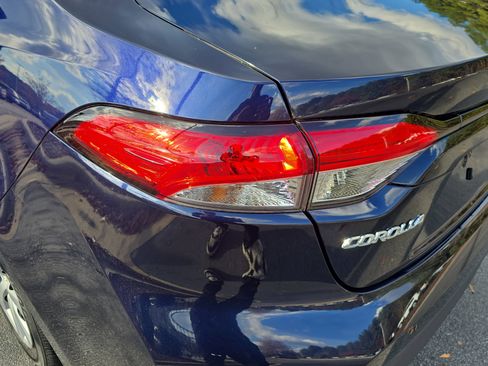 Used 2023 Toyota Corolla LE image 33