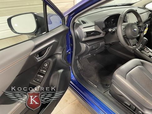 Certified 2025 Subaru Crosstrek 2.5i Limited w/ Popular Package #3A image 10