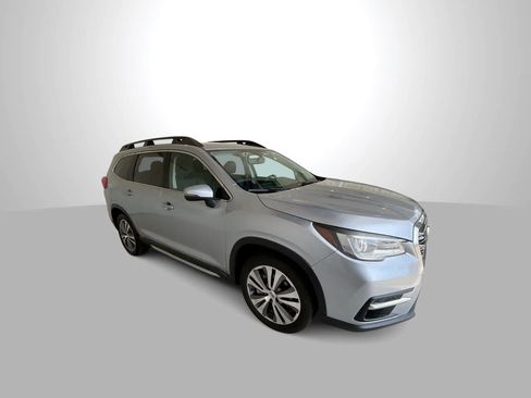 Used 2022 Subaru Ascent Limited AWD/4WD image 2